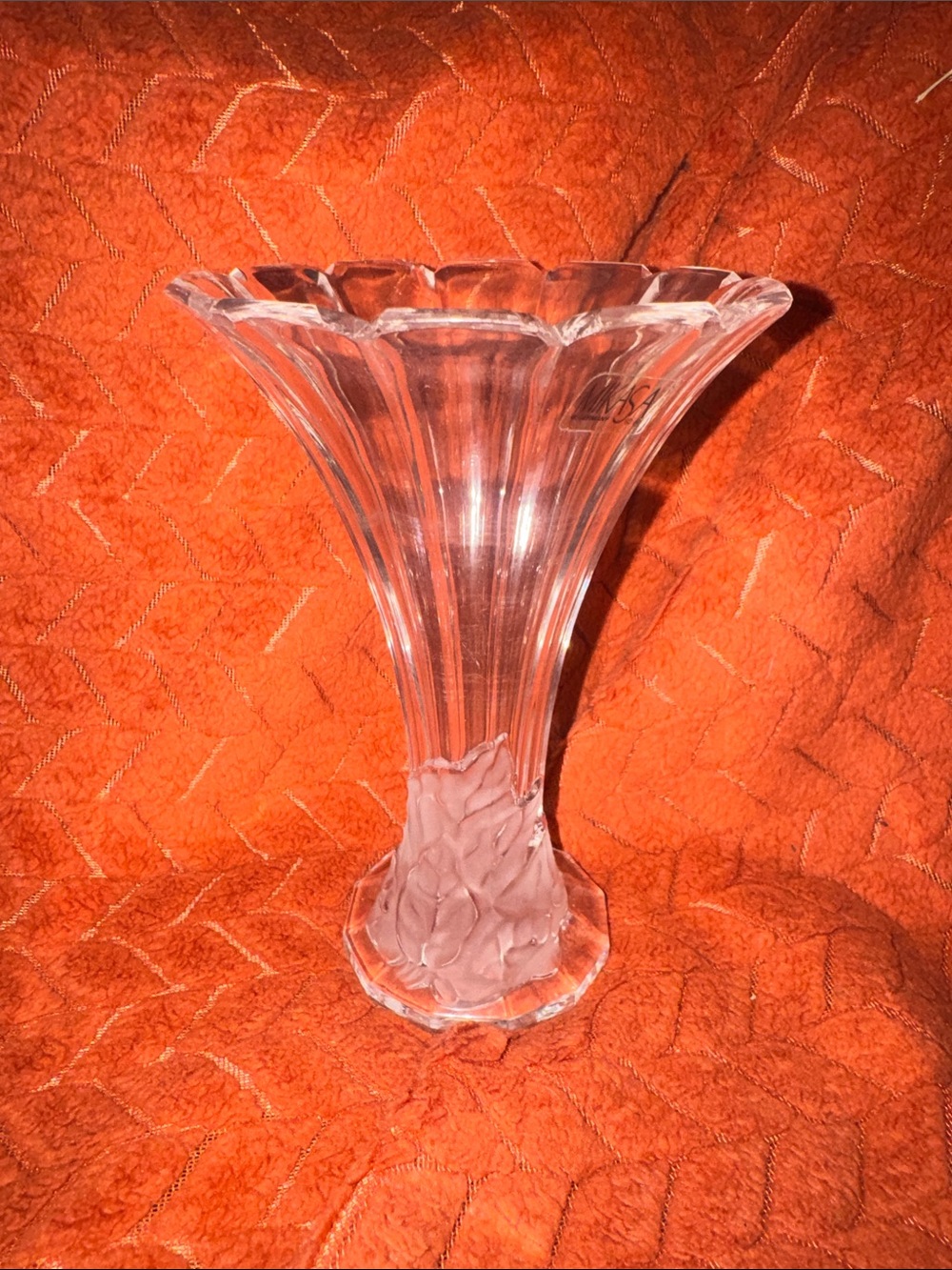 Vintage Mikasa Crystal Vase – Frosted Leaf Base Fluted Flared Rim 6.25"